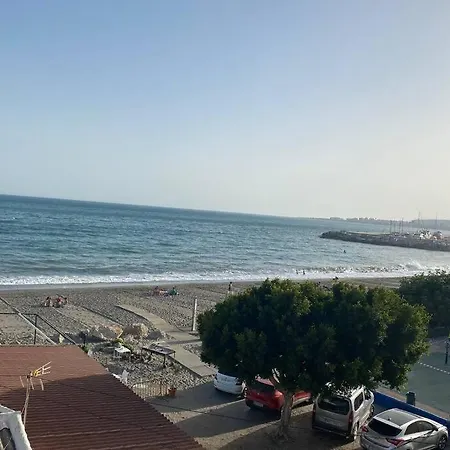 Maravilloso Apartamento En Primera Linea De Playa Con Vistas Al Mar En Caleta De Velez 2 D Exterior photo