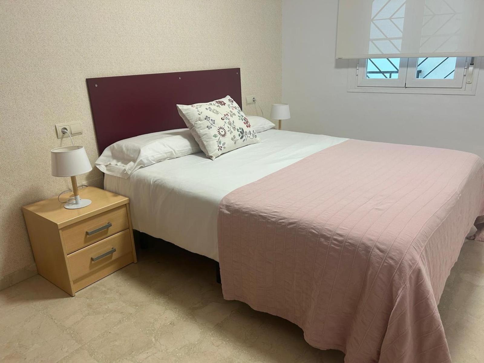 Apartment Maravilloso En Primera Linea De Playa Con Vistas Al Mar En 2 D *